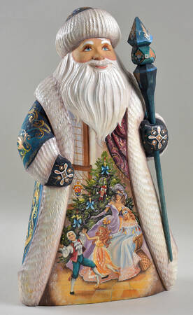 Wooden Santas by G Debrekht