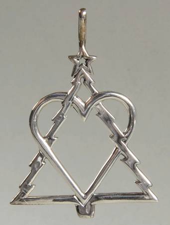Hand & Hammer Christmas Ornament Heart Tree - With Box
