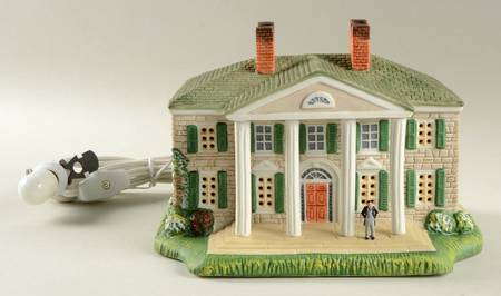 Gone with The Wind-Lighted by Hawthorne Village