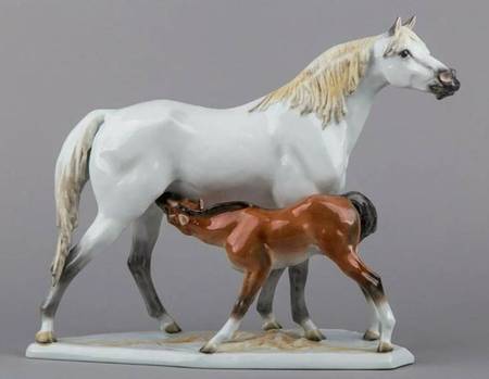 Horses (Equine) Mare Feeding Foal-Natural - No Box