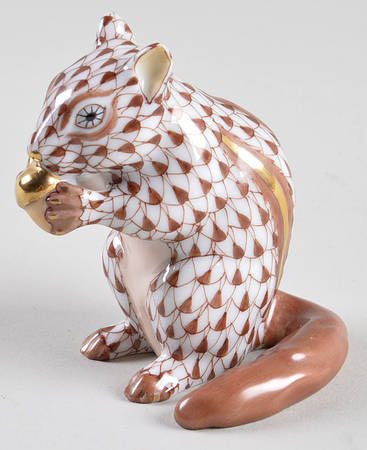 Rodents Chipmunk W/Acorn-Chocolate - No Box