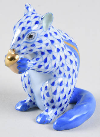 Rodents Chipmunk W/Acorn-Sapphire - No Box