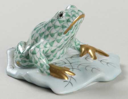 Frogs Frog On Lily Pad-Green - No Box