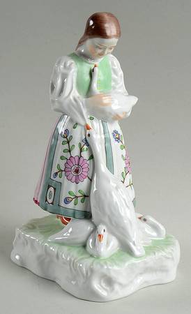 Children Peasant Girl With Geese-Green - No Box