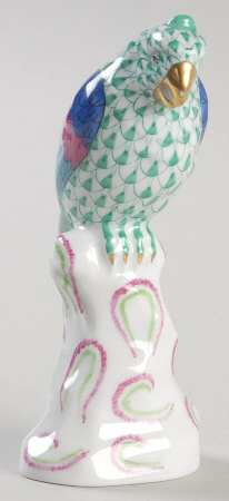 Birds Parrot-Sitting/Green-Multicolor Wings - No Box