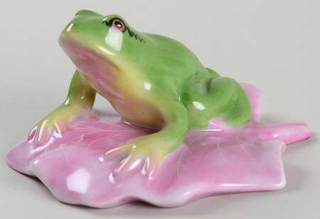 Frogs Frog On Lily Pad-Natural - No Box