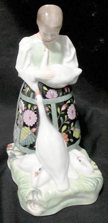 Children Peasant Girl With Geese-Black - No Box