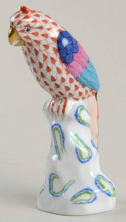 Birds Parrot-Sitting/Rust-Multicolor Wings - No Box