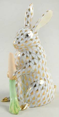 Collector's Guild Figurines Garden Bunny-2005 Gold - Boxed