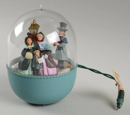 1989 Hallmark Christmas Ornaments Joyous Carolers-Light And Motion - No Box