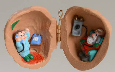 1990 Hallmark Christmas Ornaments Nutshell Chat-Mini - Boxed