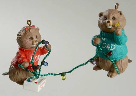 1992 Hallmark Christmas Ornaments Mom And Dad - Boxed