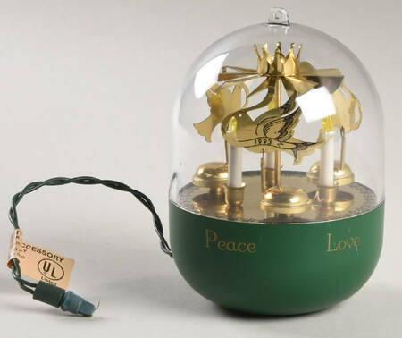 1993 Hallmark Christmas Ornaments Song Of The Chimes - No Box