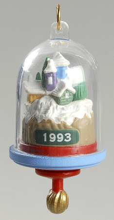 1993 Hallmark Christmas Ornaments Round The Mountain - Boxed