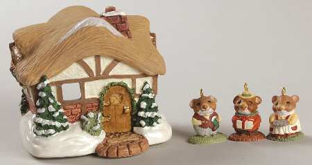 1995 Hallmark Christmas Ornaments A Moustershire Christmas - Boxed