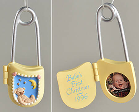 1996 Hallmark Christmas Ornaments Baby's First Christmas-Photo - Boxed