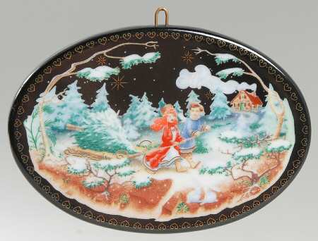Holiday Enchanment by Hallmark Gold Crown