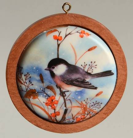 Holiday Wildlife Black Capped Chickadee - Boxed