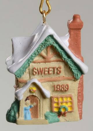 Old English Village-Miniature Sweet Shop - No Box