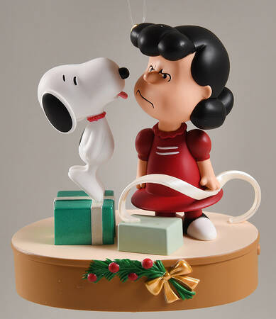 Peanuts Christmas Ornament Kissed By A Dog - Boxed
