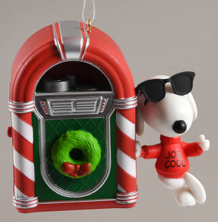Peanuts Christmas Ornament Joe Cool Rocks! - Boxed