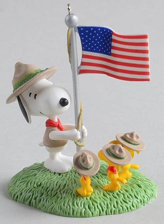 Peanuts Beagle Scouts Beagle Scout Salute - Boxed