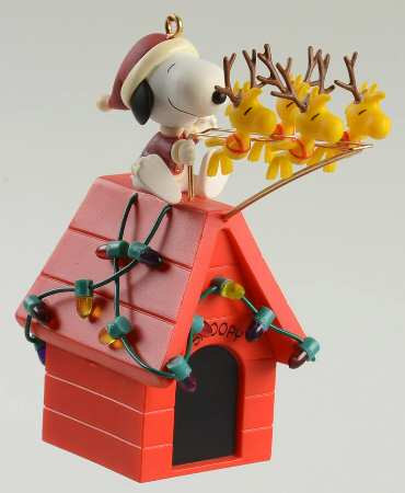 Peanuts Christmas Ornament Santa Beagle And Friends - Boxed