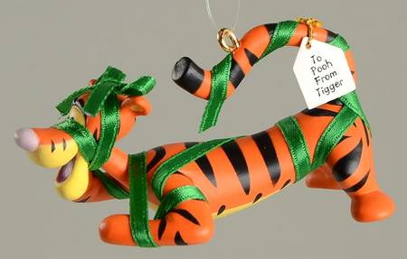 Winnie the Pooh A Present For Pooh-Tigger - Boxed