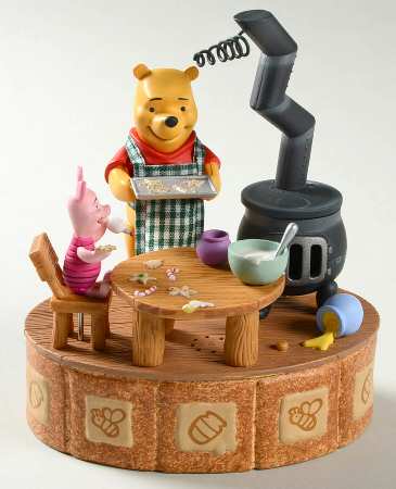 Winnie the Pooh Making Sweet Rememberies - Boxed