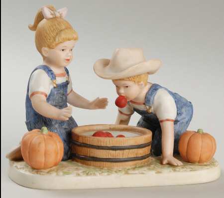 Denim Days Bobbing For Apples - No Box