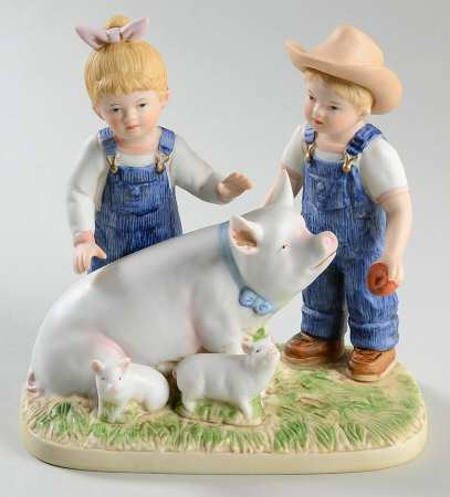 Denim Days Debbie And Danny W/ Prize Pig  - No Box