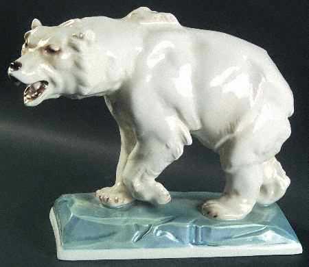 Wild Animals Polar Bear On Base - Boxed