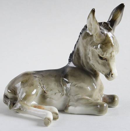 Animals-Farm Donkey Lying - Boxed