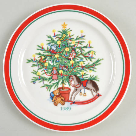 Trees of Christmas Nostalgic Christmas - Boxed