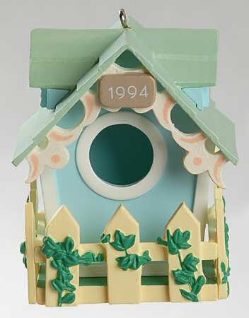 1994 Hallmark Easter Ornaments Treetop Cottage - Boxed