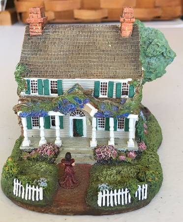 Gone with The Wind#2-Non Lighted Alone-Wilkes House Atlanta - Boxed