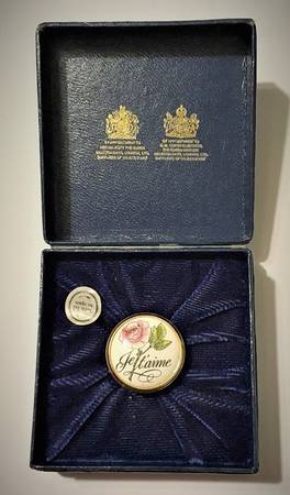Halcyon Days Box Je T'Aime-Mini Box/Pink Flower - With Box Bx374