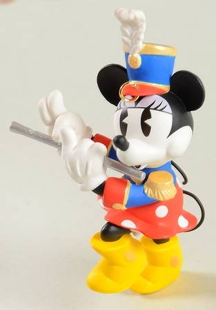 Mickey's Holiday Parade Minnie Plays The Flute - Boxed