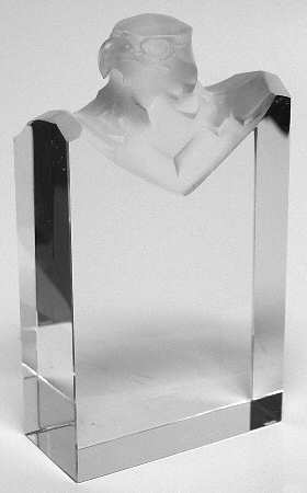 Hoya Figurines Eagle Sculpture - Boxed