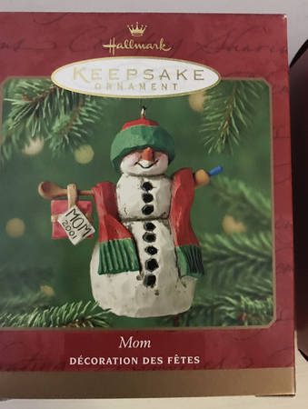 2001 Hallmark Christmas Ornaments Mom (Snowman) - Boxed