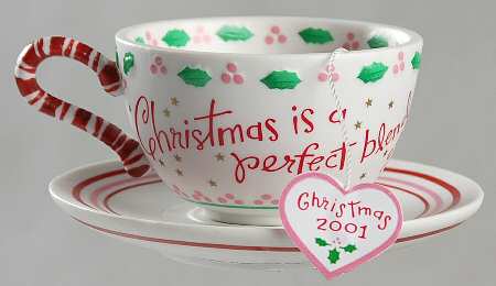 2001 Hallmark Christmas Ornaments A Perfect Blend - Boxed