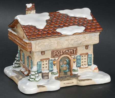 Hummel Bavarian Christmas Christmas Mail - Boxed