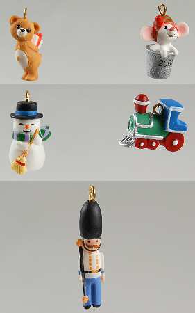 2002 Hallmark Christmas Ornaments Five Tiny Favorites - Boxed