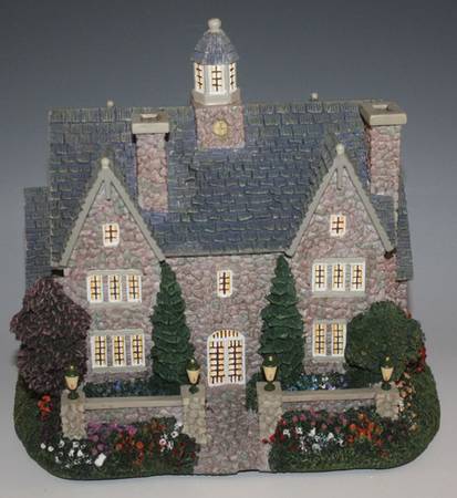 Thomas Kinkade's Lamplight Village Village Hall - No Box