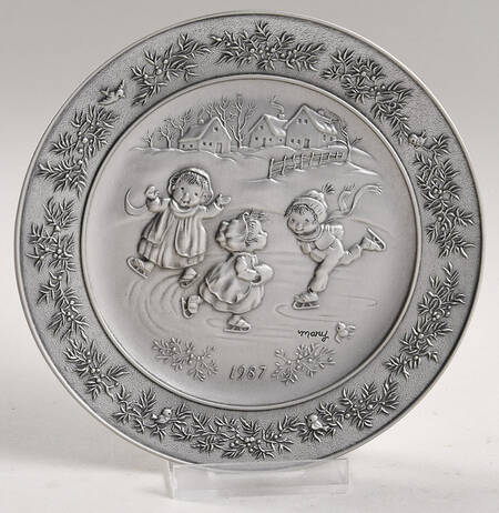 Little Gallery Christmas Plate At Christmas, Love Shines - Boxed