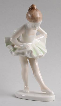 Hollohaza Figurines Ballerina - No Box