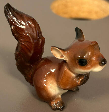 Hagen-Renaker Figurines Baby Squirrel - No Box