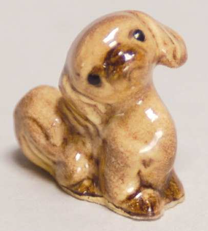Hagen-Renaker Figurines Pekinese Puppy-Seated Tan - No Box
