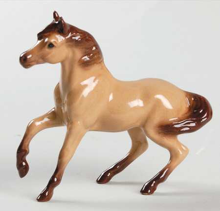 Hagen-Renaker Figurines Buckskin Mare - No Box