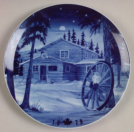 Canada Christmas Plate Yukon Highway Lodge - Boxed